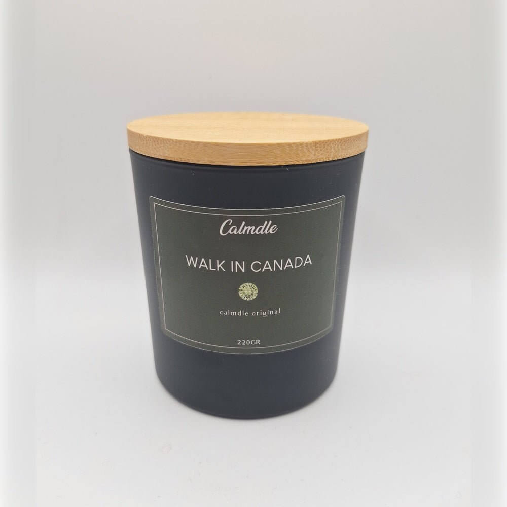 Bougie parfumée "Walk in Canada" (Odeur Sapin naturel) - Calmdle